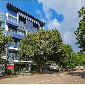 Haris Court- Cyber Hub Gurgaon