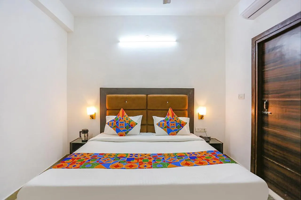 Hotel Fabhotel The Prasiddh Agra